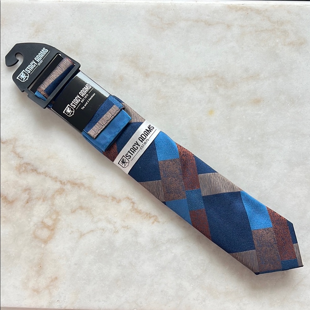 NEW Stacy Adams Blue and Brown Argyle Tie